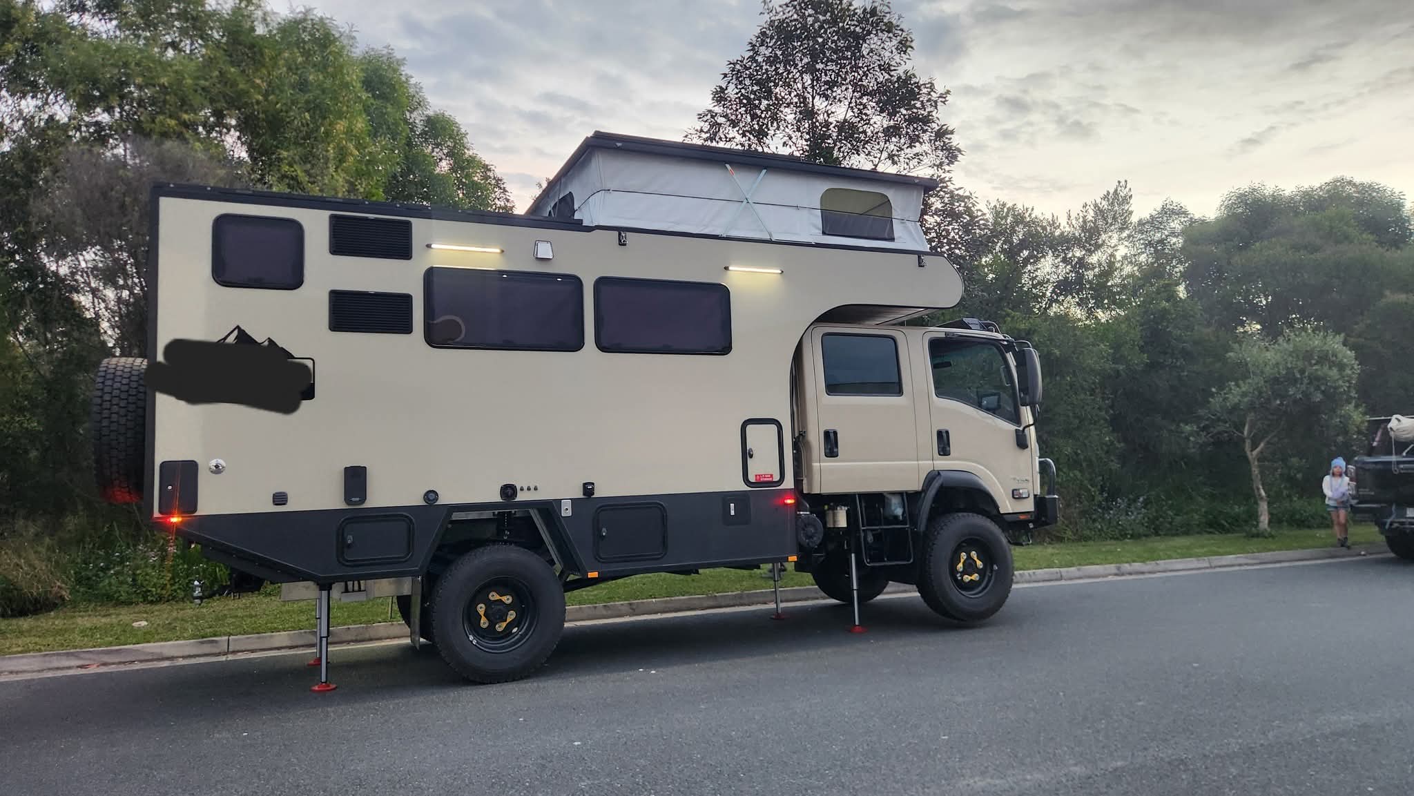 Expedition Off-Road Vehicles - Image 18