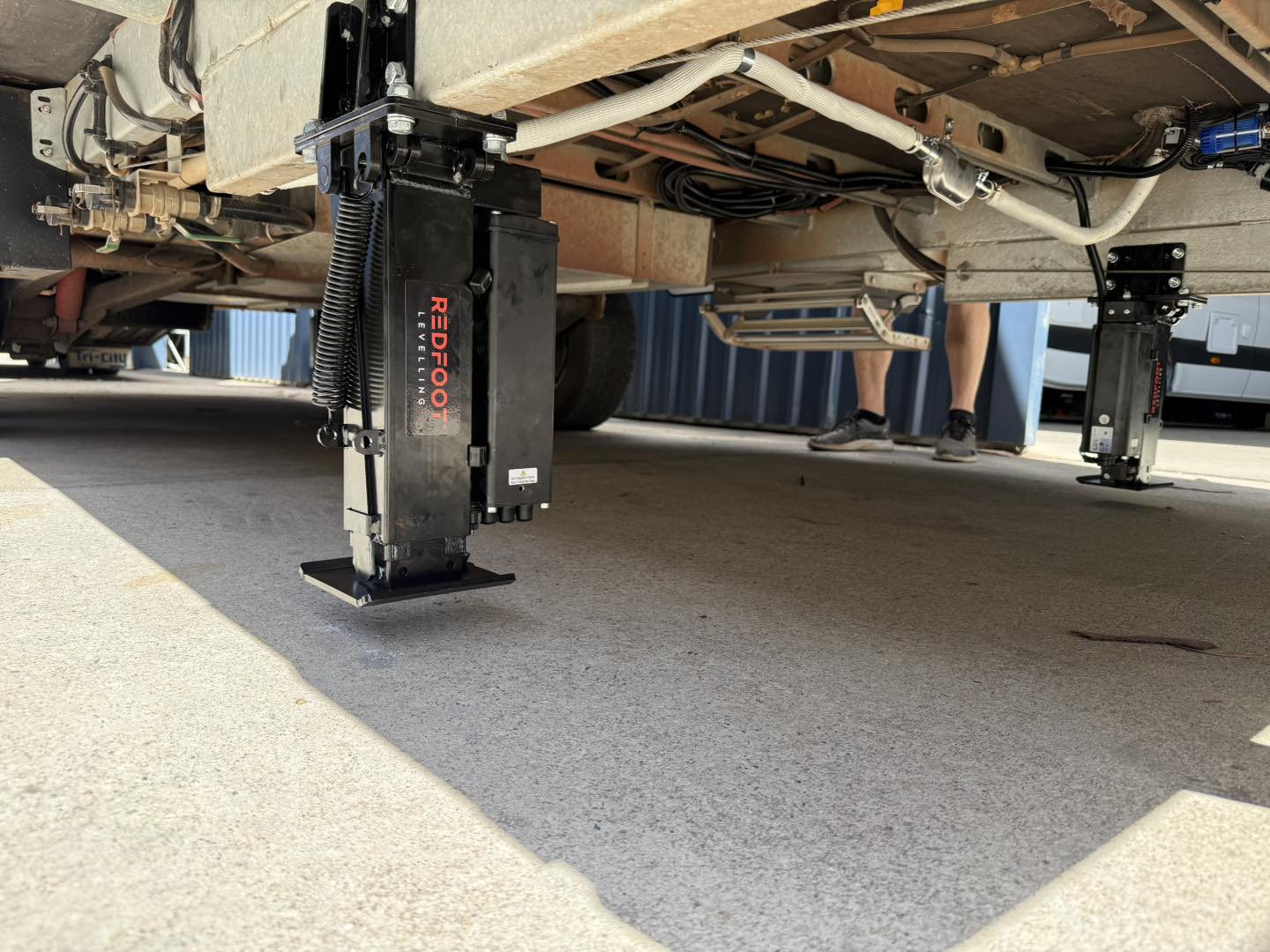 AutoLift Levelling System for Caravans - Image 9