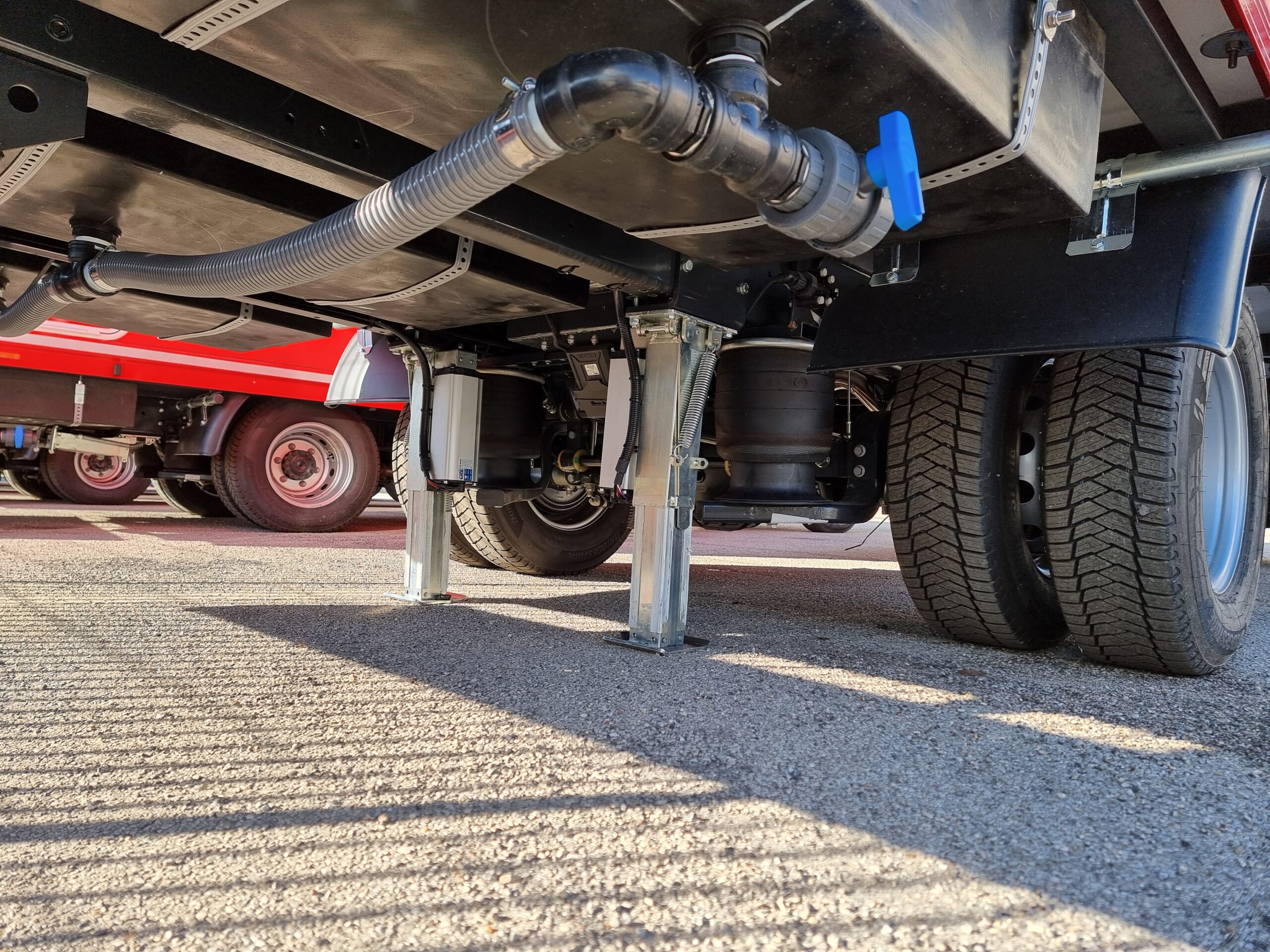 AutoLift legs deployed