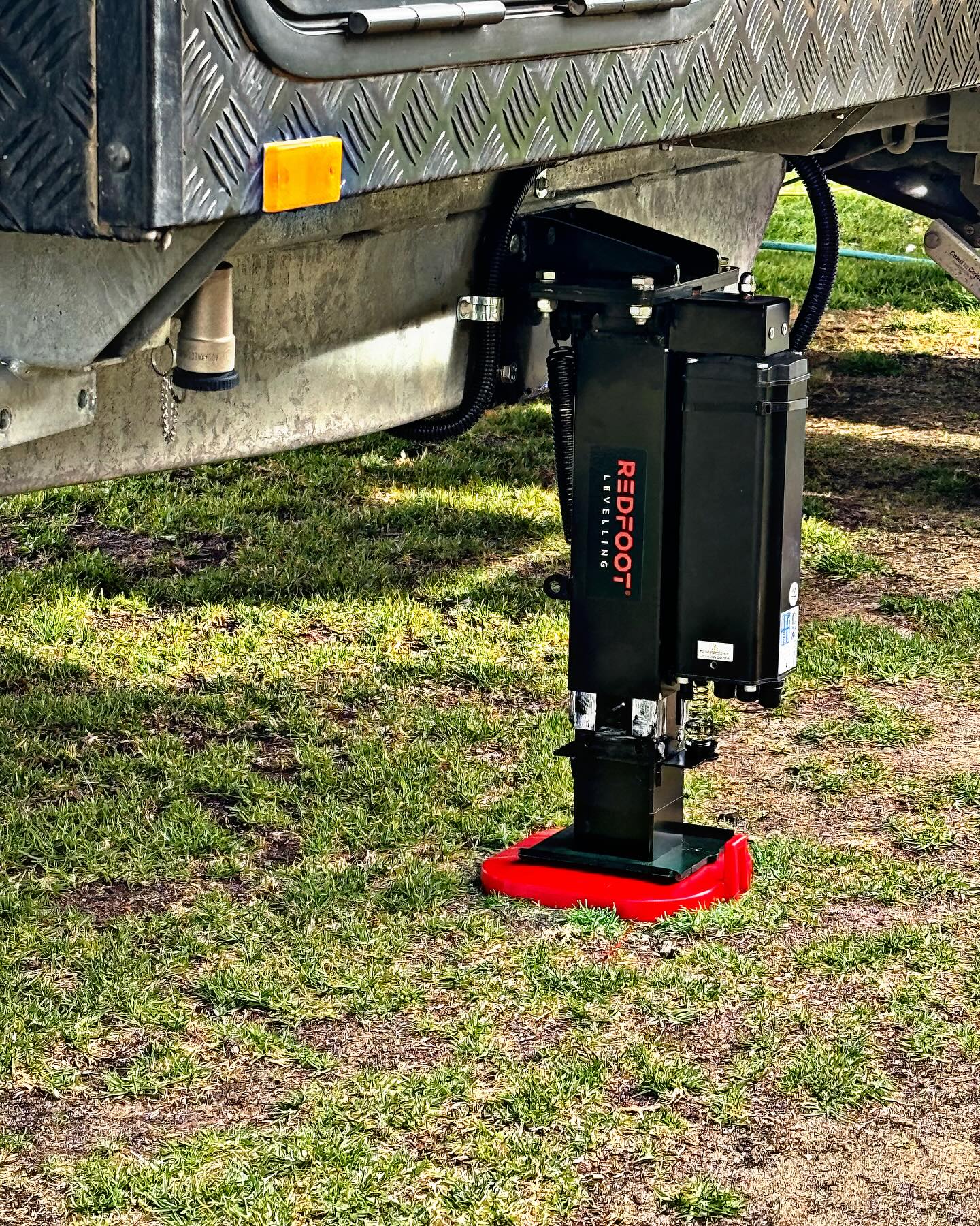 Close-up of AutoLift leg