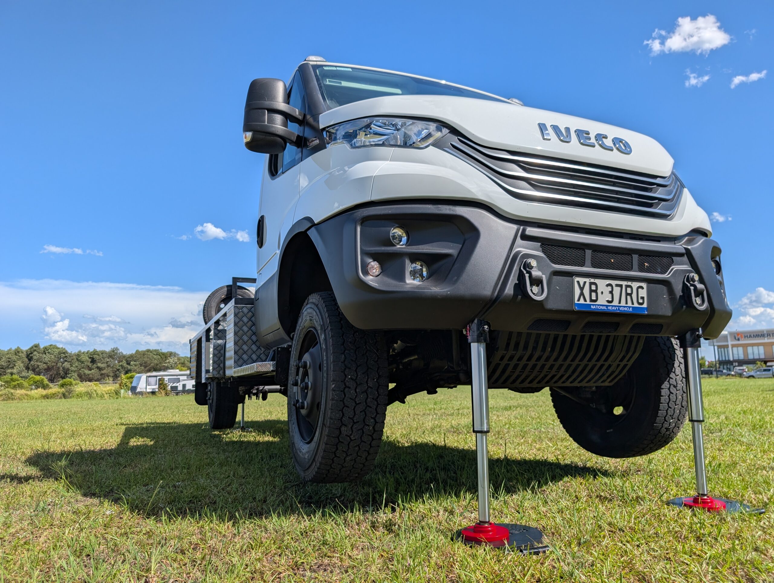 Expedition Off-Road Vehicles - Image 4